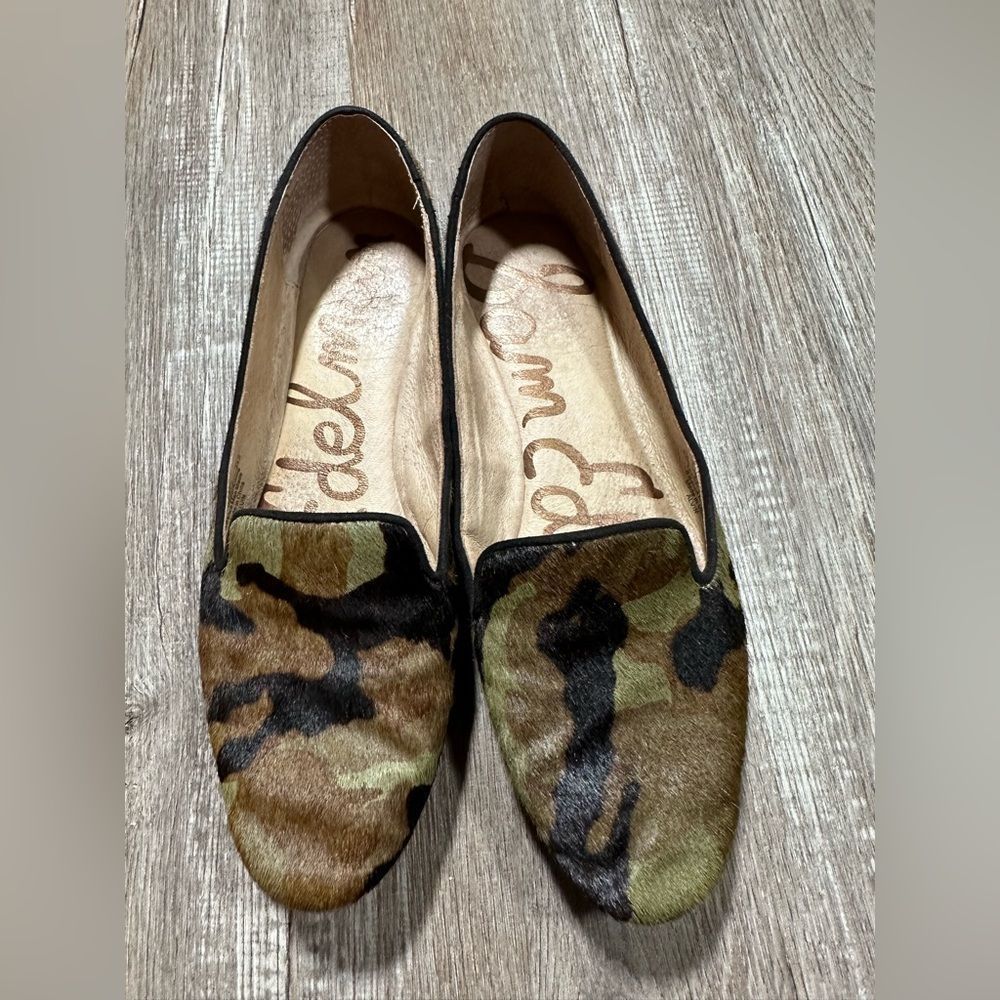 Sam Edelman Alvin Army print loafers size 6.5